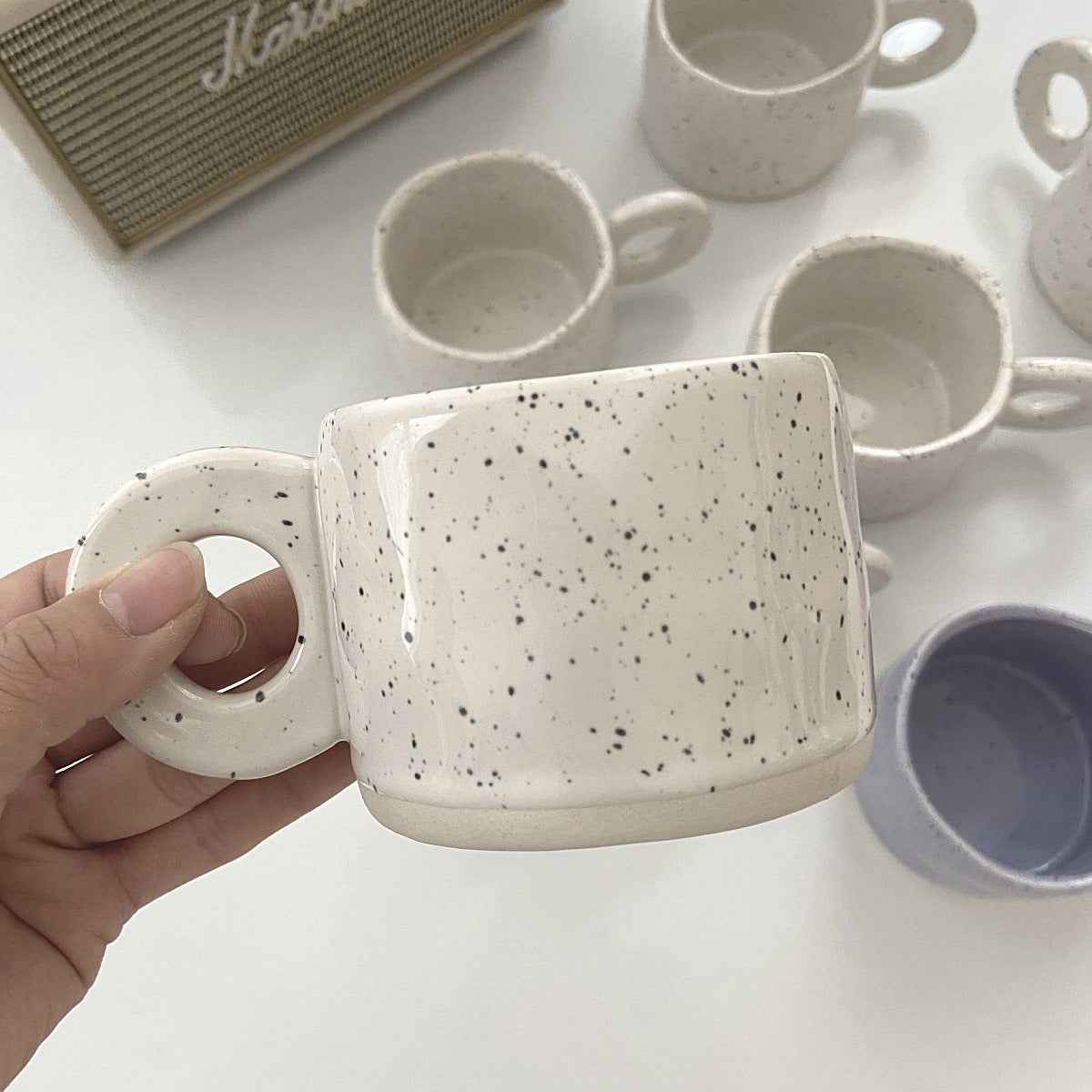Ins Korean Style Mug Creative Retro Coffee Cup Handle Cup Breakfast Cup High-Value Water Cup Ceramic Cup Simple