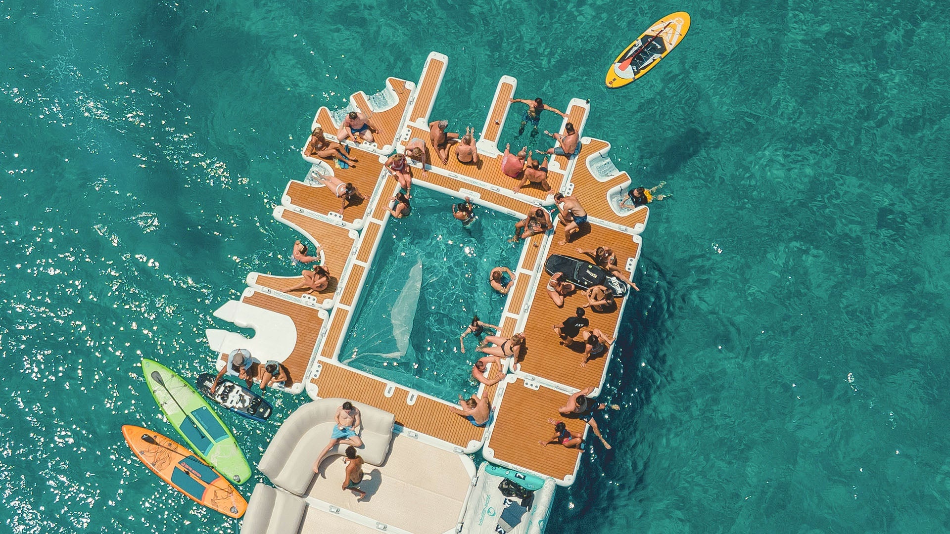 Yachtbeach by Spinera Inflatable Luxury Pool for Yachts