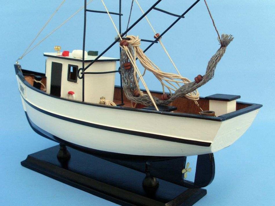 Wooden Forrest Gump - Jenny Model Shrimp Boat 16""