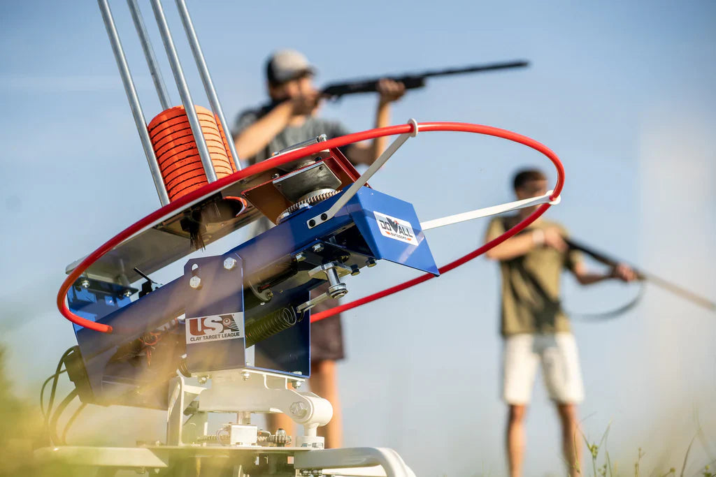 USA Clay Auto Clay Pigeon Thrower with Wireless Remote and Wobbler Kit by Do All Outdoors
