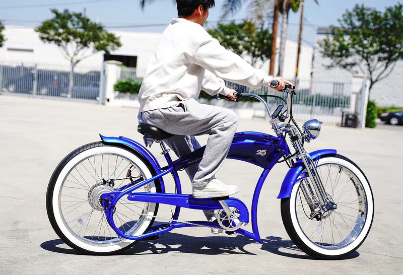 Tracer Twenty5 GTS 500W 26" Electric Cruiser Bike