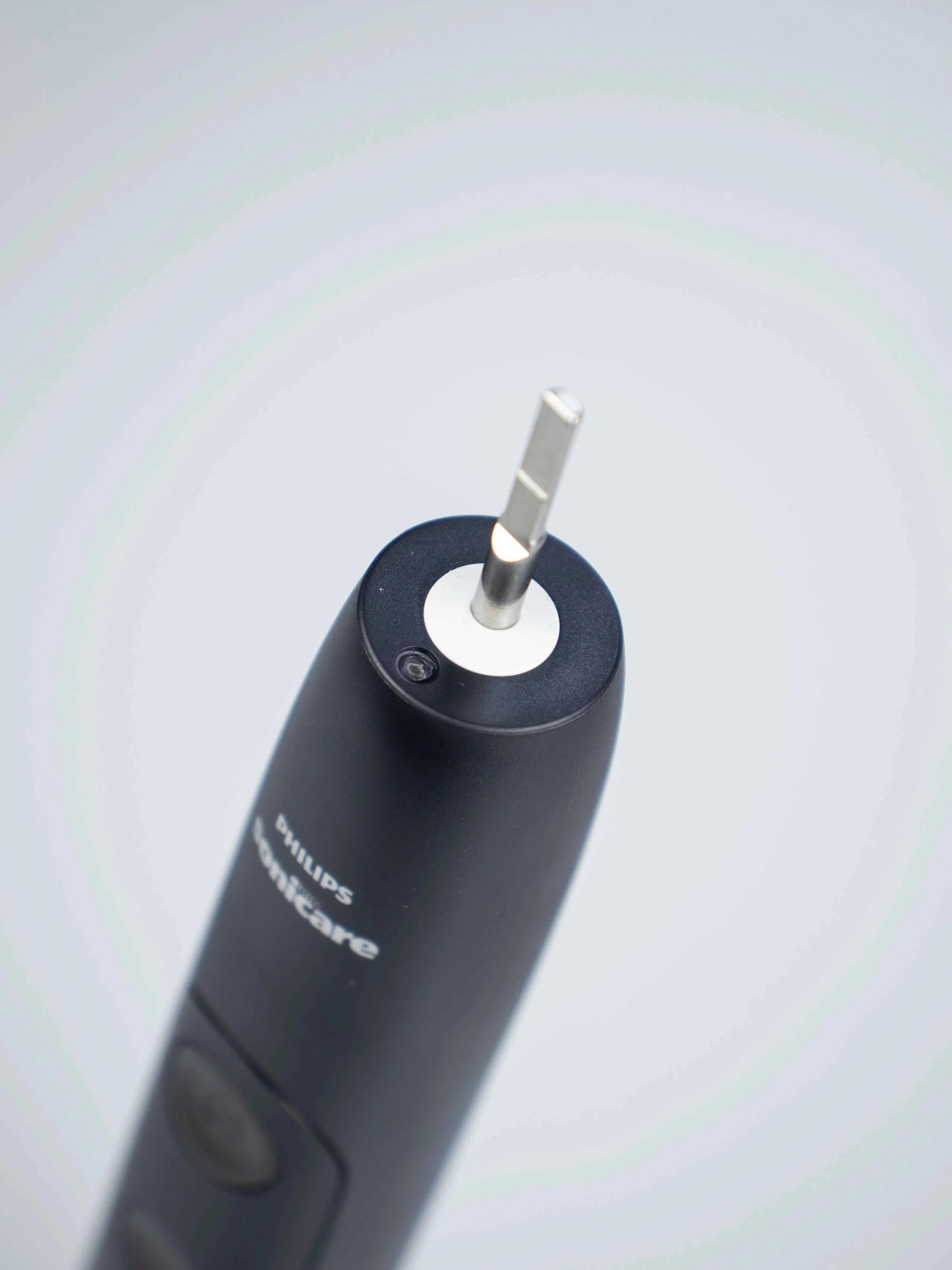 Philips Sonicare ExpertClean 7300 Sonic electric toothbrush with app HX9610