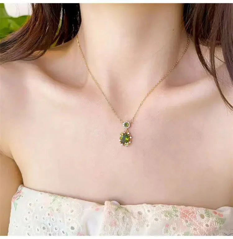 The three-piece set of gold-plated necklace, earrings and bracelet is an elegant wedding and party accessory for women.