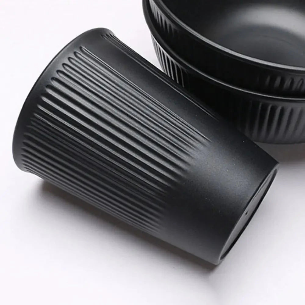 Black plastic cutlery set plates spitting dishes bowl cups cutlery for outdoor camping party