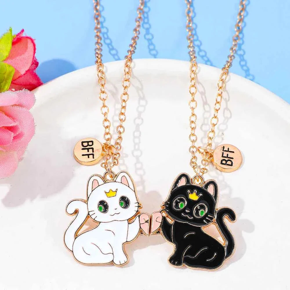 Best Friend Necklace for 2 Gifts Friendship Pendant Necklaces Matching Magnetic Cat BFF Necklace for 2 Girls