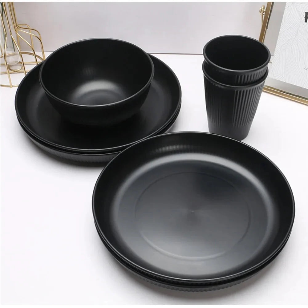 Black plastic cutlery set plates spitting dishes bowl cups cutlery for outdoor camping party