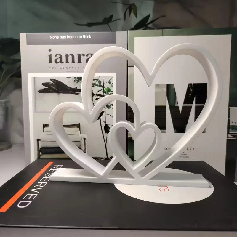 Heart-to-Heart Statue - Black & White Love Ornament, Desk & Bookshelf Decor, Valentine’s Gift, Home Decoration