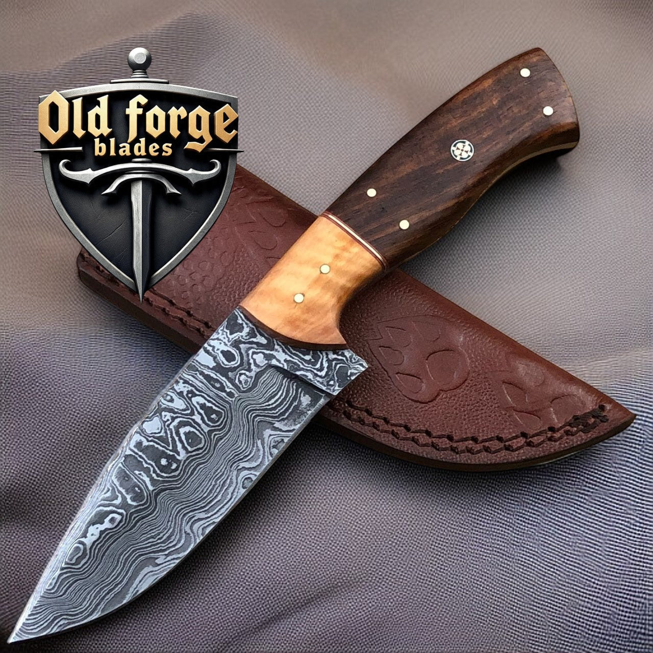High End Hunting Knives – Handmade Damascus Steel Skinner
