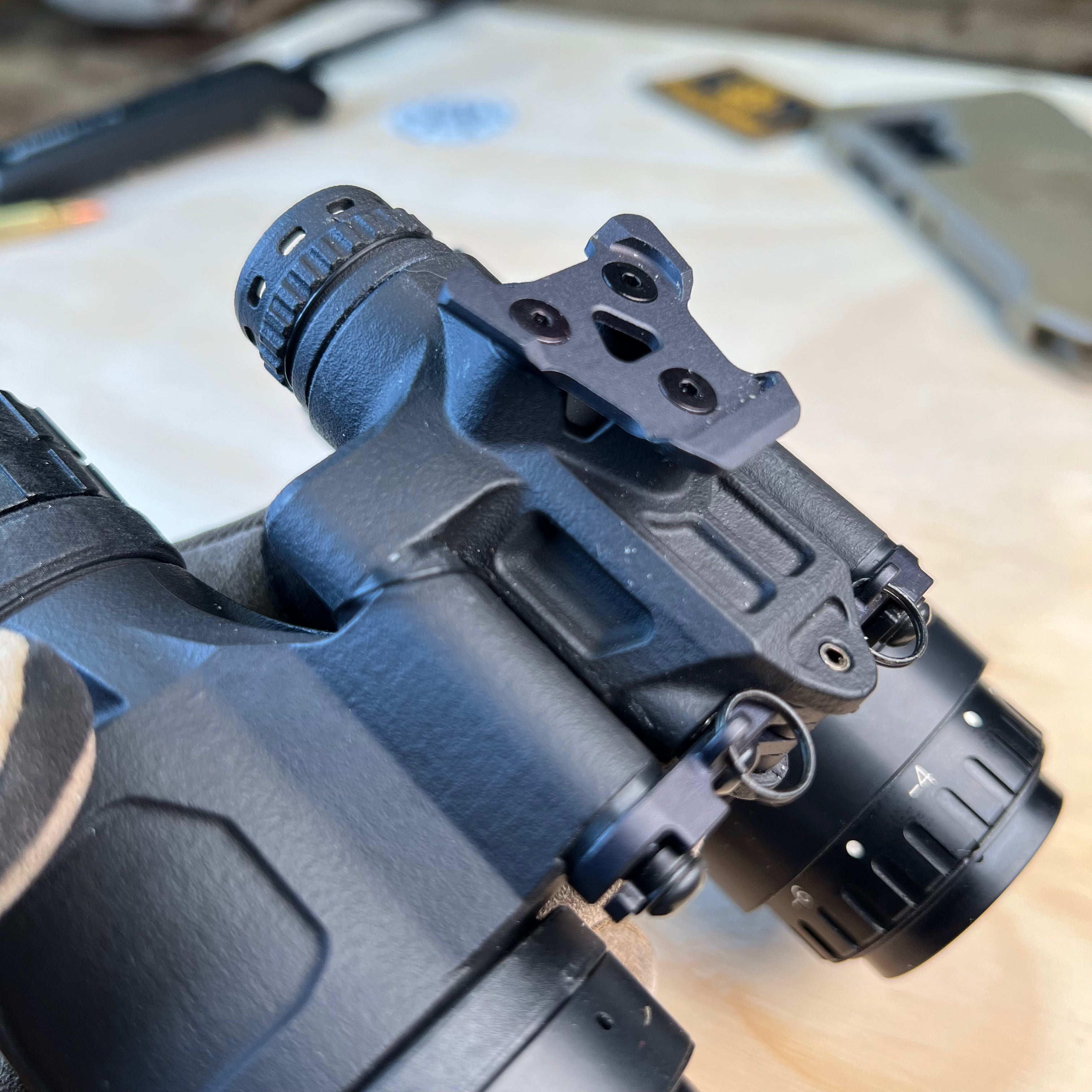 Nocturn Industries Katana | Up to 2600 FOM Gen 3 White Phosphor & 15oz | 100+ Hour Battery