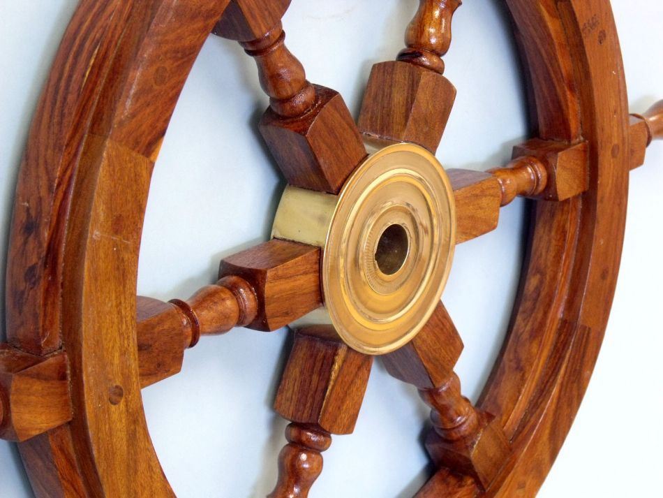 Deluxe Class Wood and Brass Decorative Ship Wheel 18""