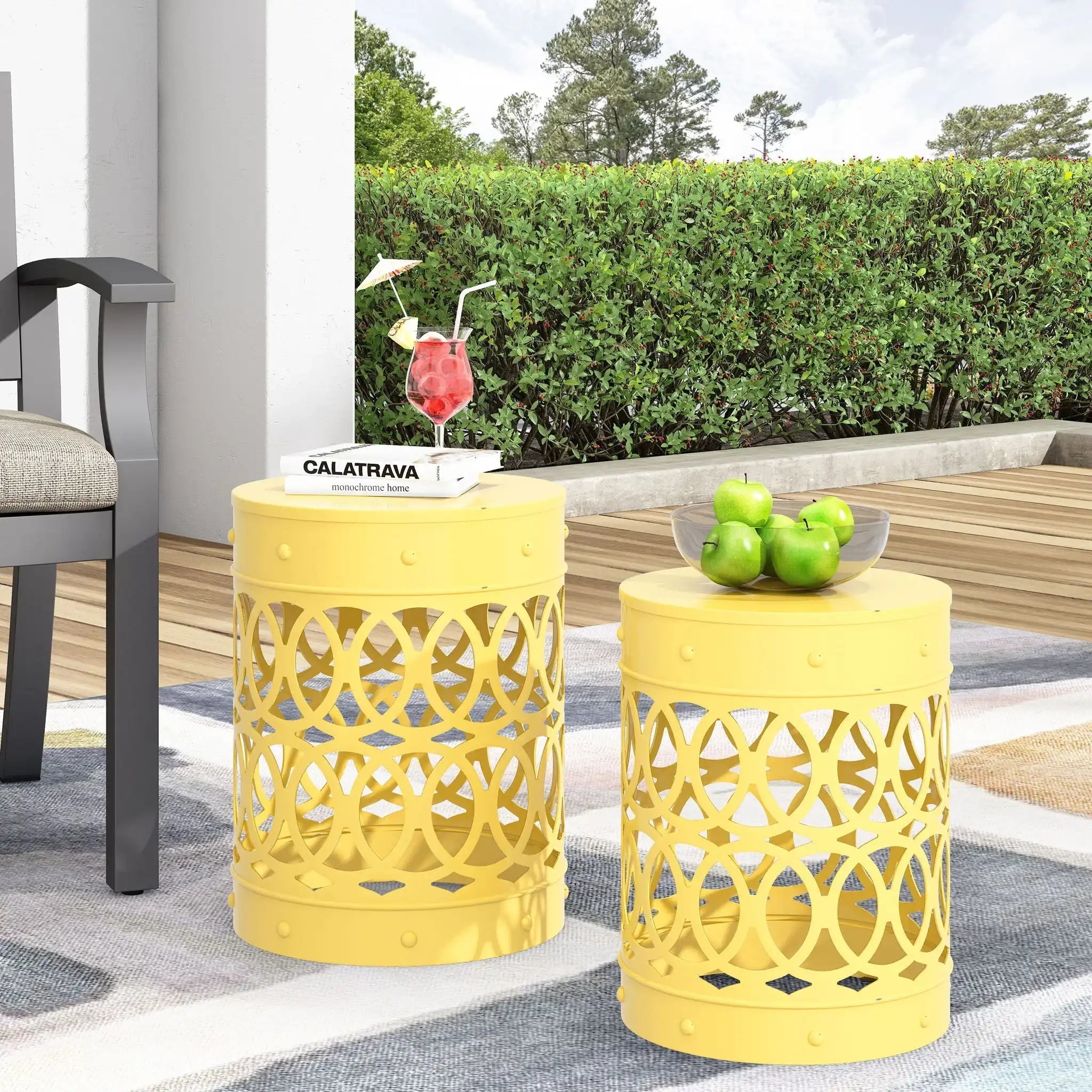 Outdoor Metal Set of 2 End Tables