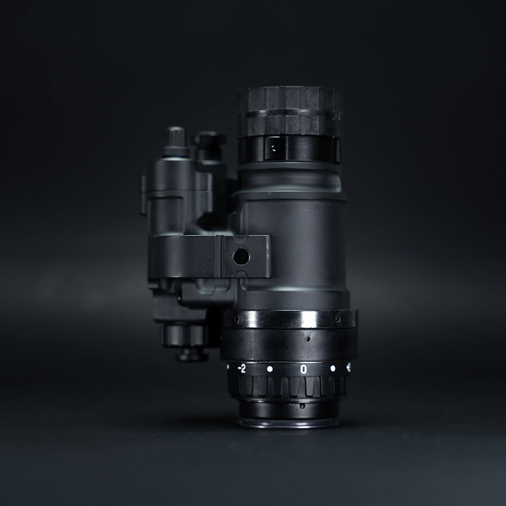 MH-14 | Gen 3 White Phosphor w/ Up to 2600 FOM & Manual Gain | Just 8.6 Oz & 50+ Hours of Runtime