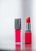 Covergirl Exhibitionist Lipstick